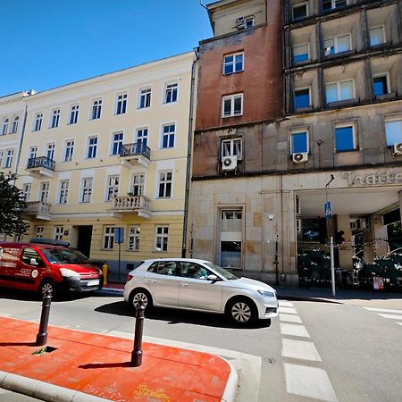 Apartamenty Wilcza - City Center Warschau Buitenkant foto