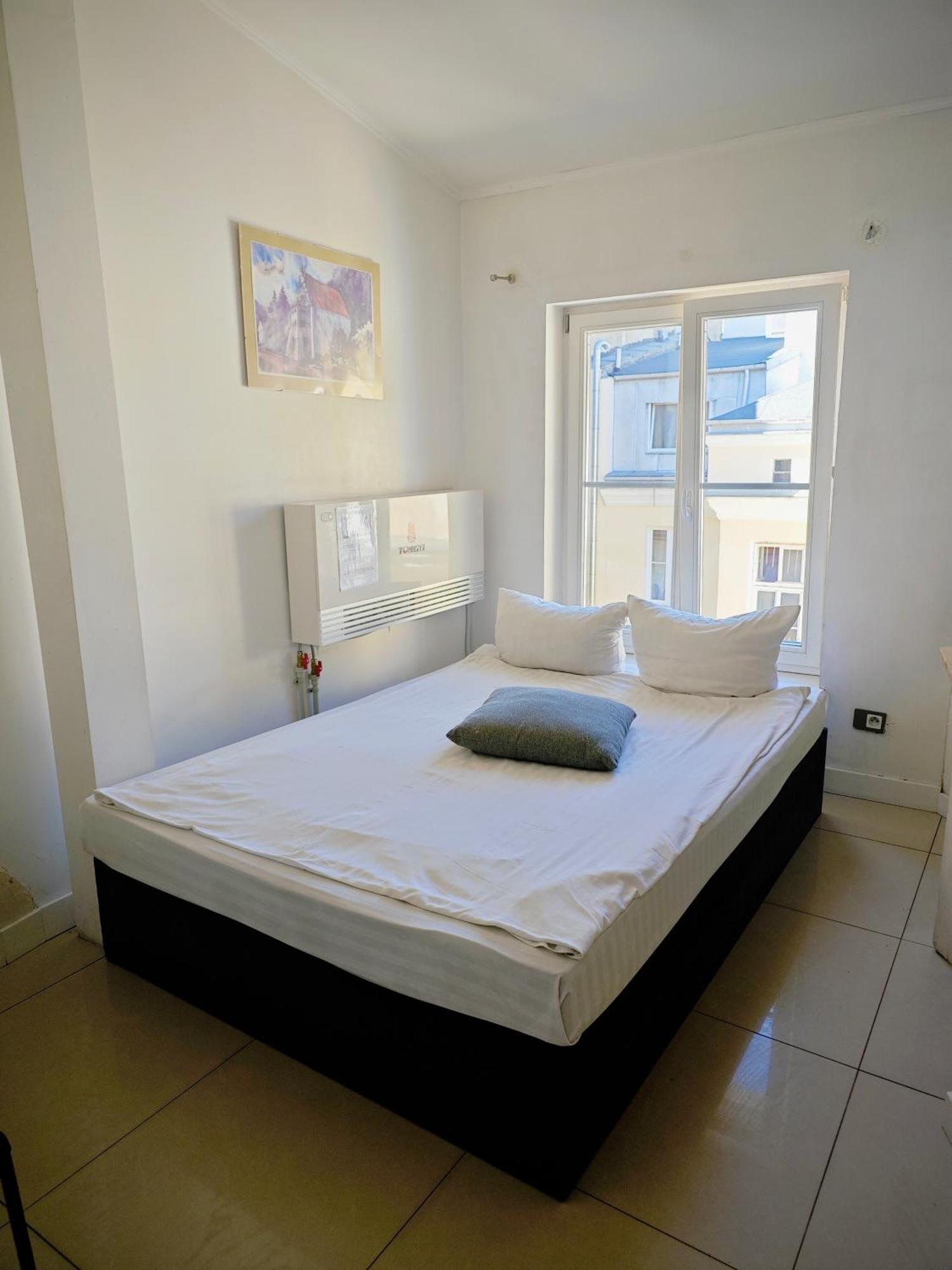 Apartamenty Wilcza - City Center Warschau Kamer foto