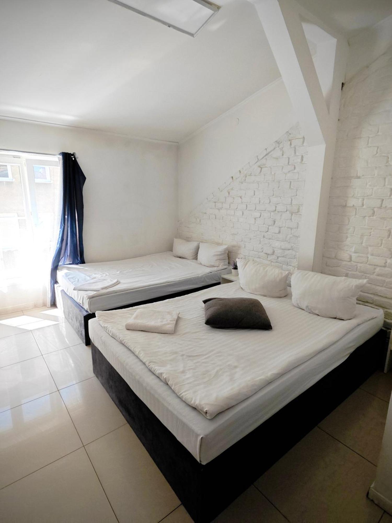 Apartamenty Wilcza - City Center Warschau Kamer foto