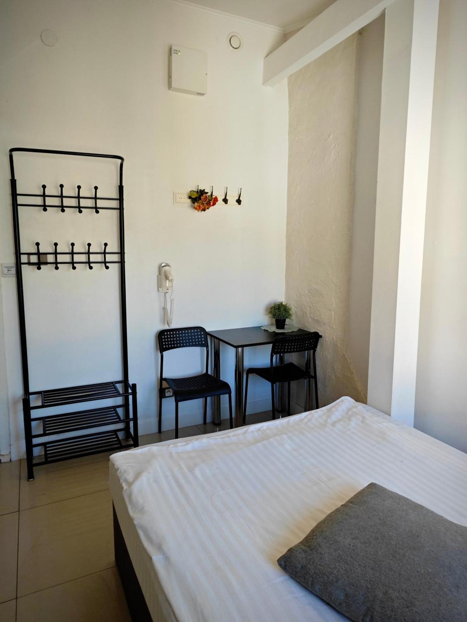 Apartamenty Wilcza - City Center Warschau Kamer foto