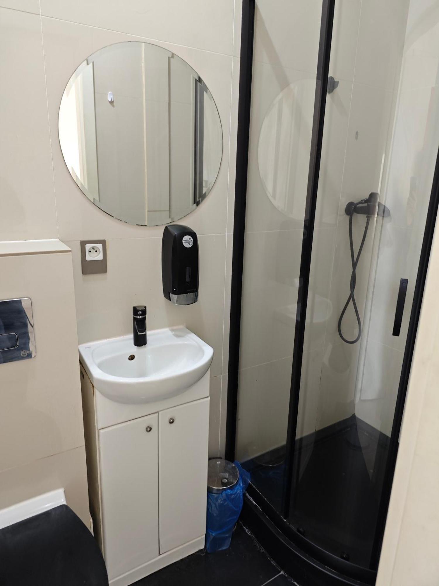 Apartamenty Wilcza - City Center Warschau Kamer foto